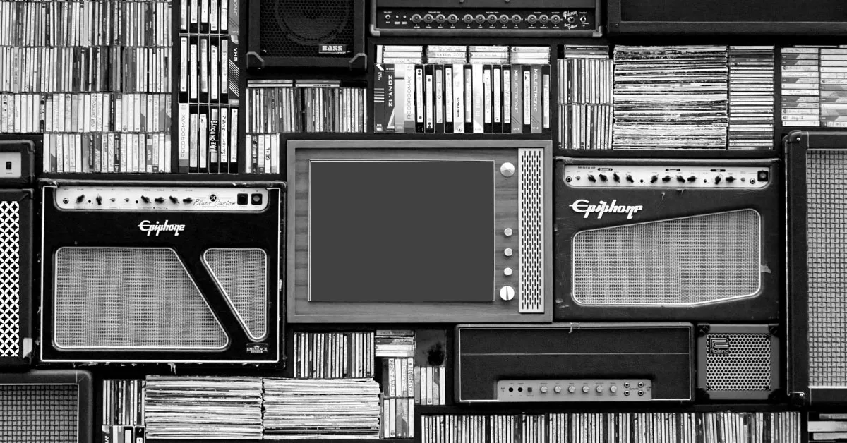 Decluttering for Legacy: Easing the Burden on Your Loved Ones